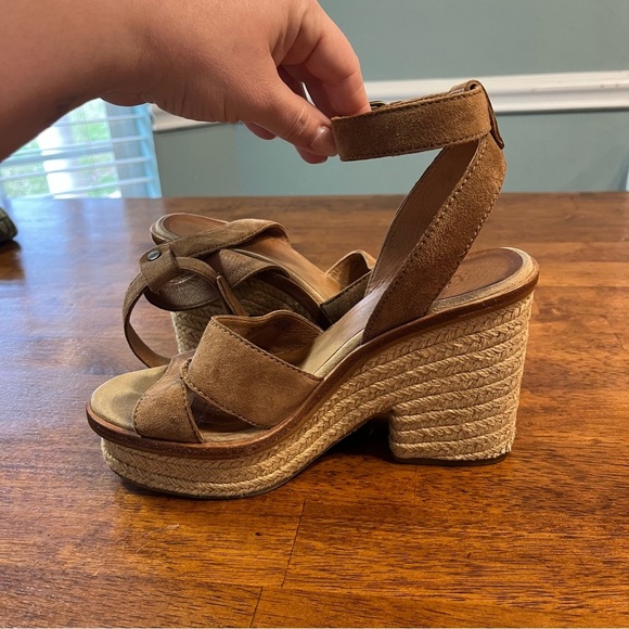 Ugg Carine suede leather platform espadrille sandals size 8 - Picture 3 of 10